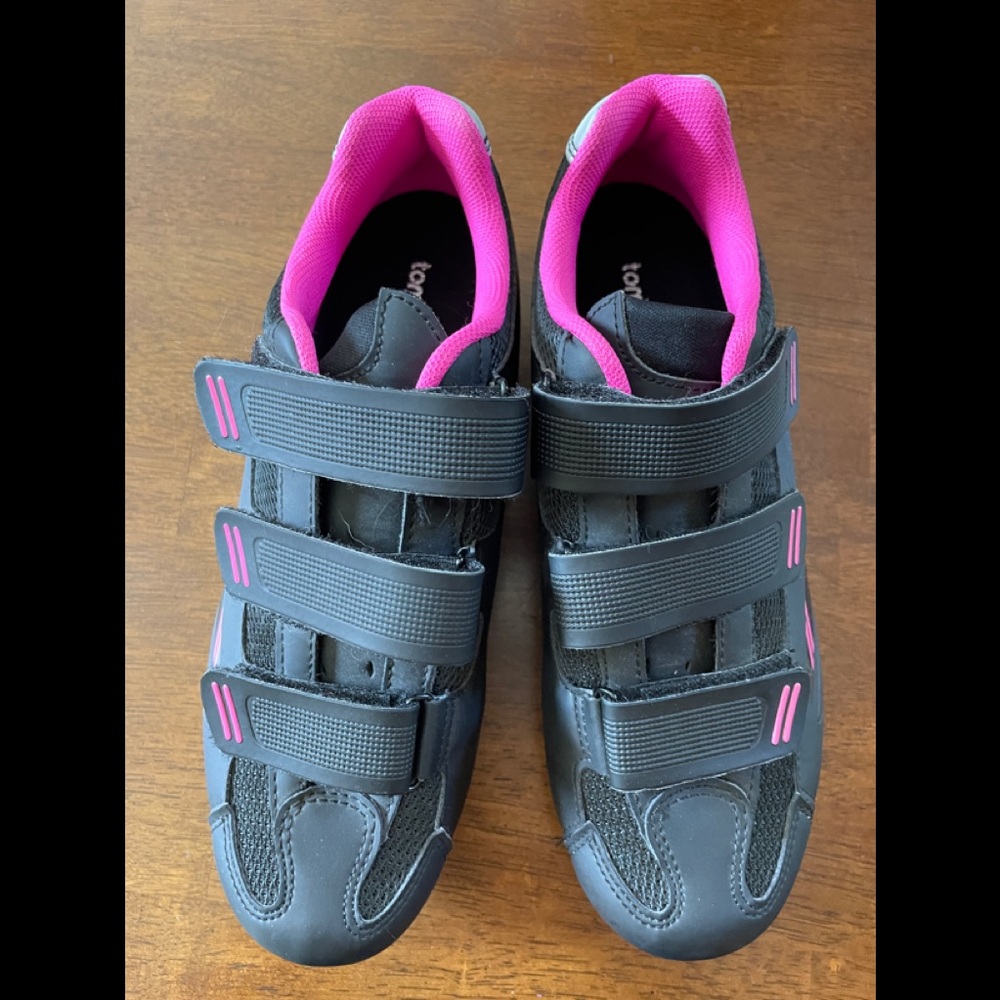 Tommaso Cycling Shoes Size 40